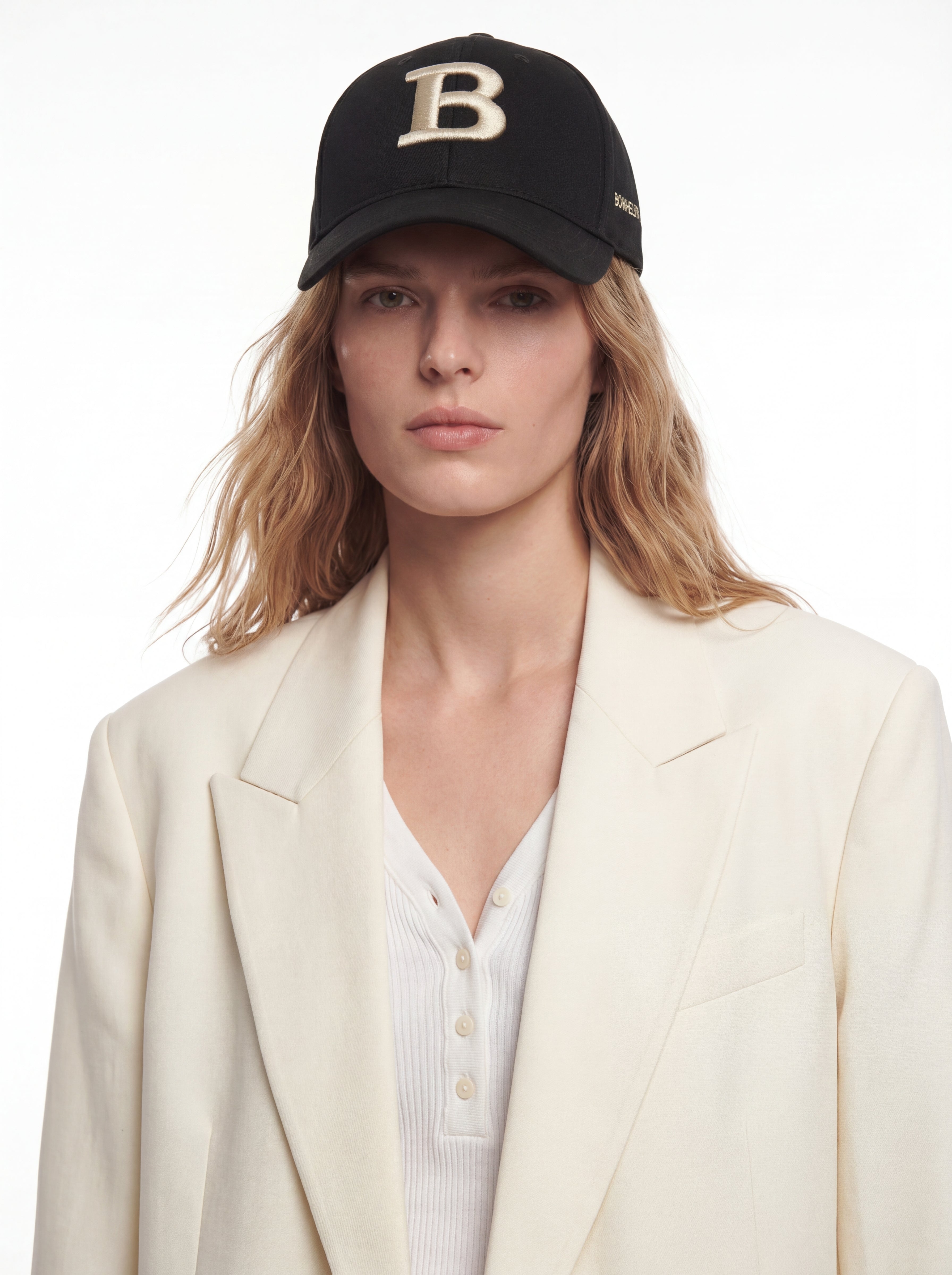 Bonheur B Black Baseball Cap