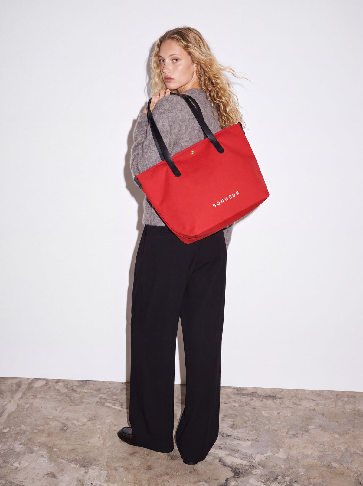 N°8 Canvas - Poppy Red