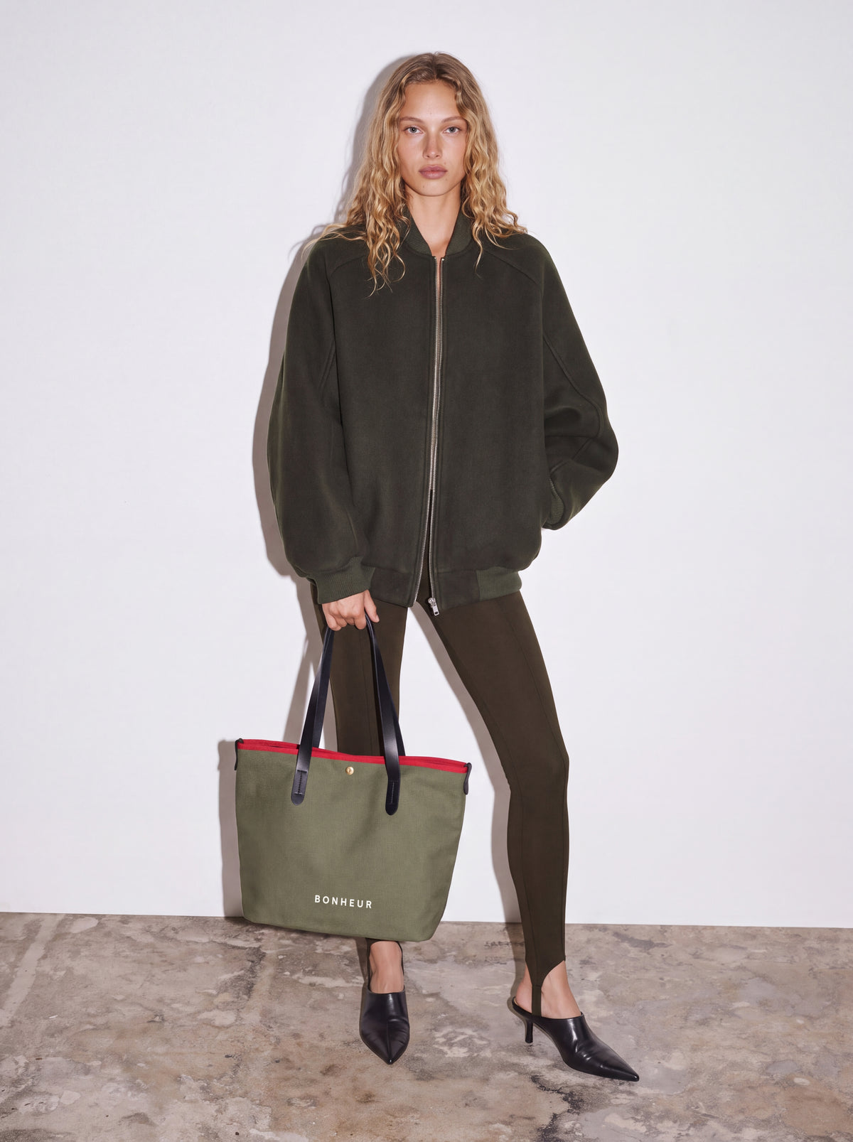 N°8 Canvas - Sage Green
