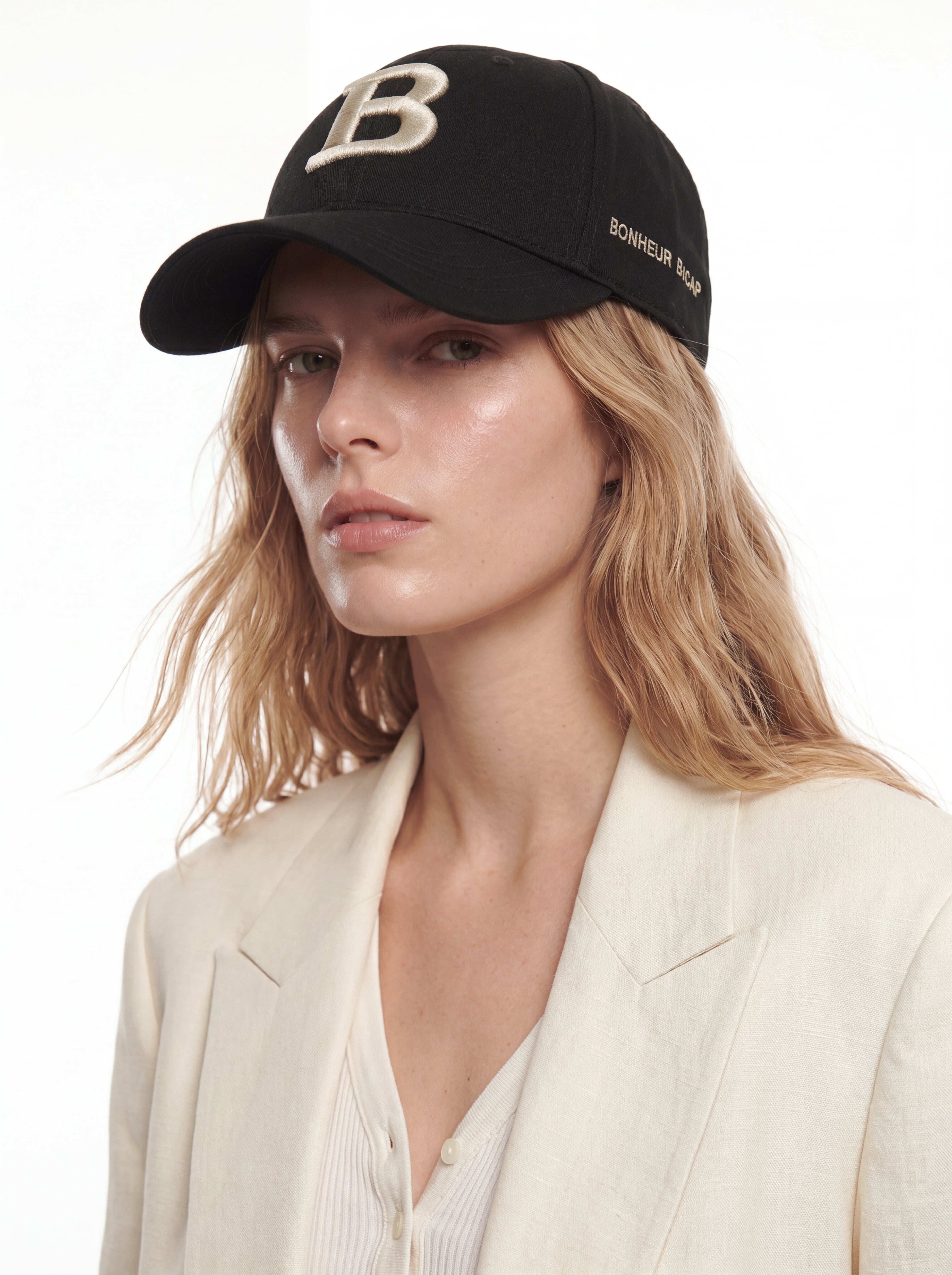 Bonheur B Black Baseball Cap